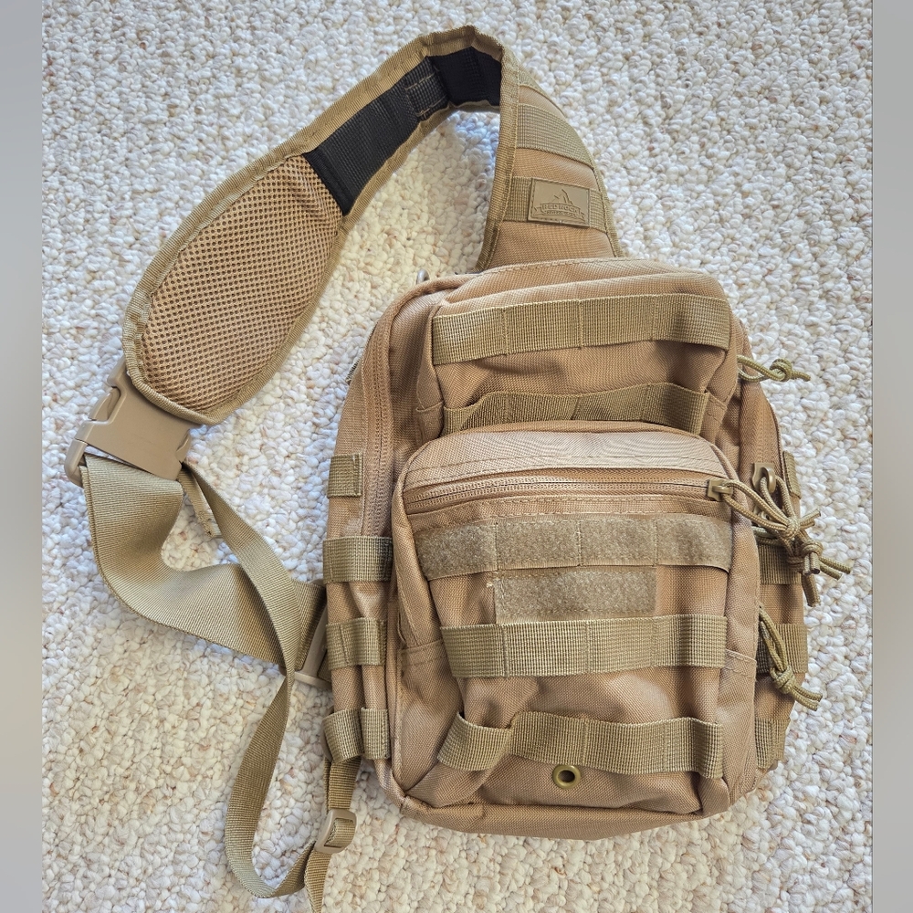 Men's Tactical Bag in Tan Coyote Conceal Carry Rover Sling Pack